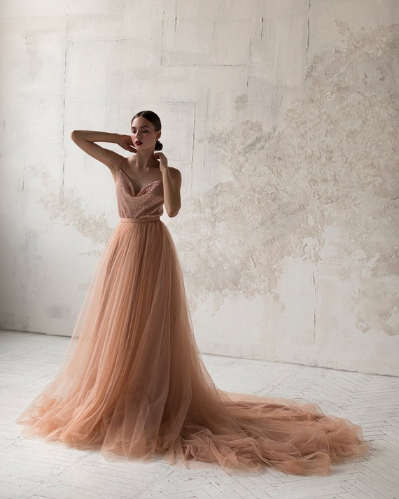 Copper Gold Tulle Wedding Dress 6 US / Pale Copper / Beige