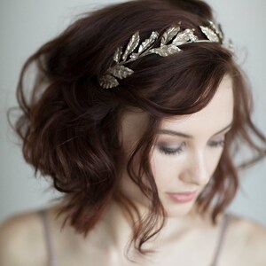 Bridal silver tiara / Crystal wedding crown / Floral bridal headpiece image 6