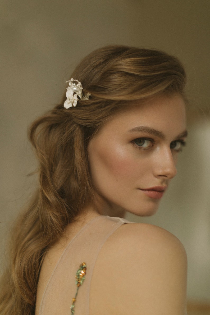 Silver wedding hair pin, Bridal floral hair accessories, Floral Hair Pin image 4