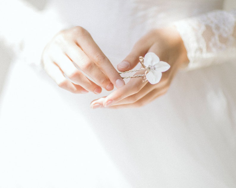 Bridal gold hair pin, Silver wedding headpiece, Bridal hair Accessories, Floral Hair Pin image 5