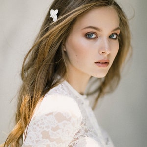 Bridal gold hair pin, Silver wedding headpiece, Bridal hair Accessories, Floral Hair Pin image 6