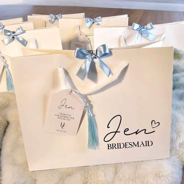 Personalised Wedding Gift Bag | Bridesmaid Bag | Best Man Bag | Groomsman Bag | Personalised Gift Bag with tag, bow and tassel