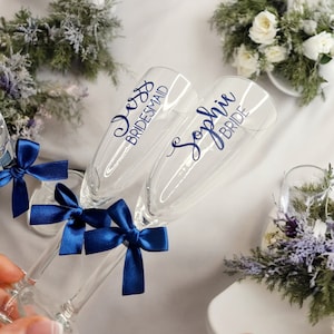 wedding champagne flute | bridesmaid gift | wedding day glasses | bridal party champagne glass with a bow | wine glass | maid of honour,