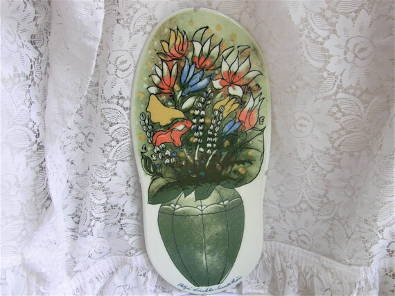 Arabia Finland A Large Ceramic Wall Plate Elämän Rikkaus Pattern Designed And Signed By Heljä Liukko Sundström - 