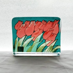 Iittala: een kleine glazen presse-papier met TULPEN, ontworpen door HLS