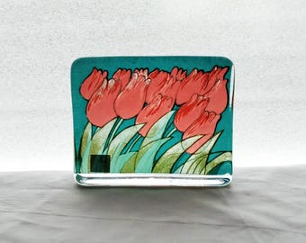 Iittala: One Small TULIPS Glass Paperweight, Designed by HLS