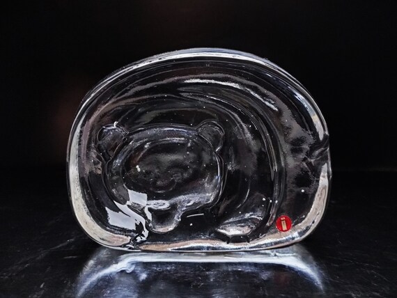 Iittala: BEAR Karhu Hand Made Glass Paperweight, Designed by Jorma 