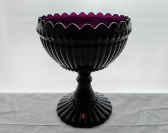 marimekko: One Plum Red 155 mm High MARISKOOLI Bowl, Made by Iittala