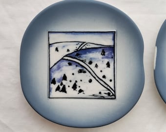 Arabia Finland: One Small Wall Plate from The Series SEASONS, Four Alternatives, Designed by HLS