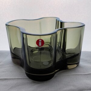 Iittala Aalto Vase 16 Cm – Moosgrüne Designvase, Mundgeblasen, Von Alvar Aalto