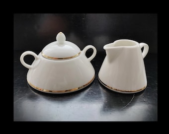 Arabia Finland: HARLEKIN Series Perfect Set of White/Gold Creamer and Sugar Bowl, Designed by Inkeri Leivo
