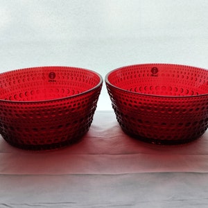 Iittala: Two KASTEHELMI Series Cranberry Dessert Bowls, Designed by Oiva Toikka