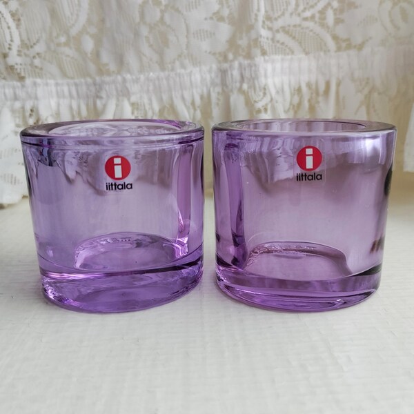 Iittala: One Light Lilac KIVI Votive, entworfen von Heikki Orvola, hergestellt von Marimekko