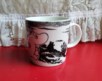 Moomin Mug: ADVENTURE Black/white Mug, Produced by Arabia Finland