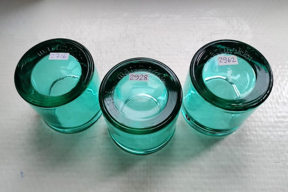 Iittala: One Mondongreen KIVI Votive, Produced by Marimekko