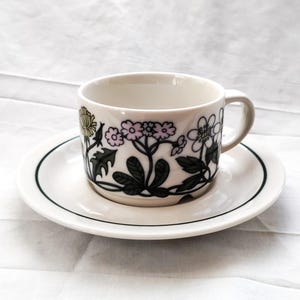 Arabia Finland: Two FLORA Coffee Cups and Two Saucers, Pattern by Esteri Tomula
