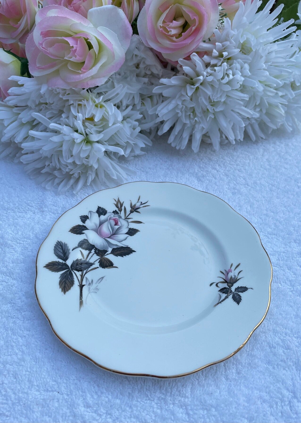 Royal Albert Vintage Sandwich Plate queens Messenger Design Etsy UK