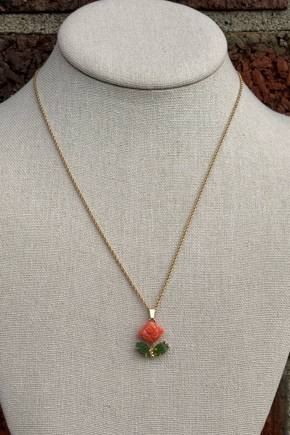 Vintage 1960’s faux coral and faux jade carved bea