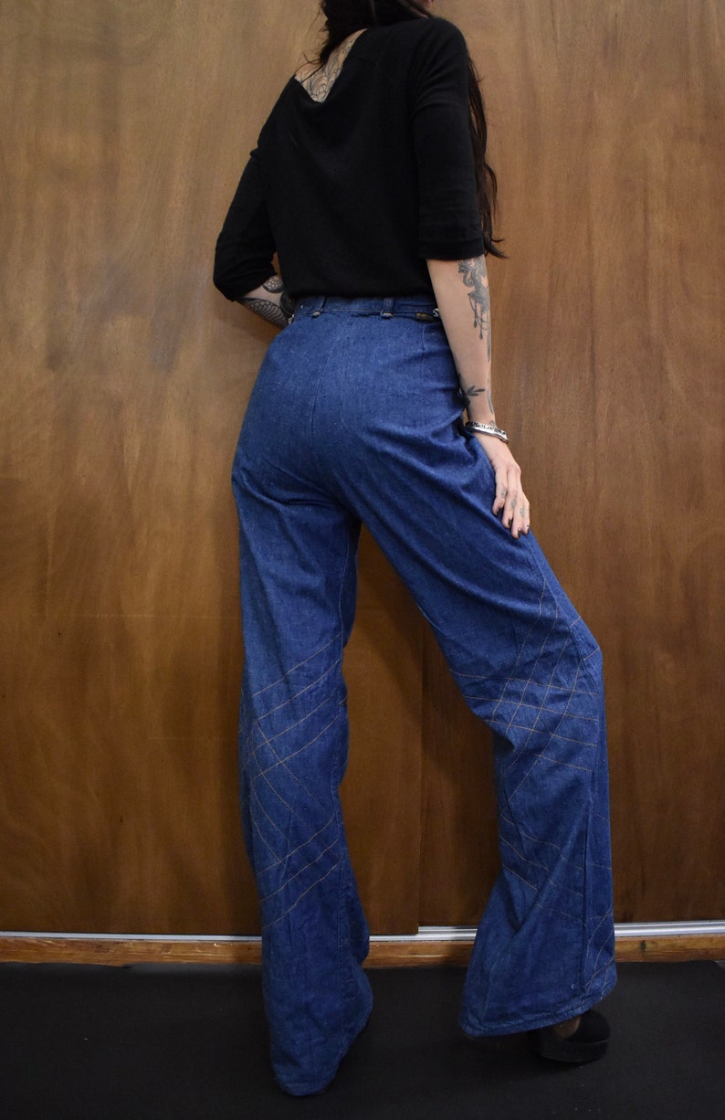Vintage 70s Maverick bell bottom with embroideries size L