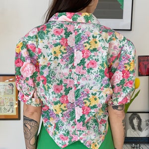 Vintage 80s floral balloon sleeves shirt // Size L image 3