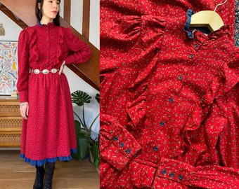 Vintage Betty Barclay cherry red paisley printed cottage praire dress // Size M