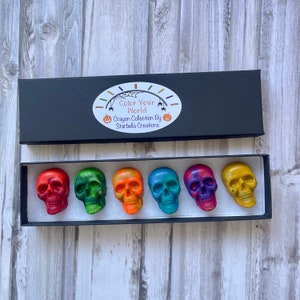 Metallic Skulls Crayons, Skeleton Coloring Crayons, Spooky Gifts For Kids, Party Favors, Spooky Skull Shaped Crayons, Halloween Gifts