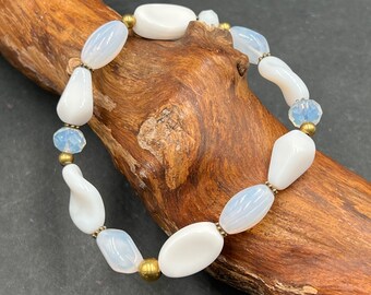 Pearl bracelets with tohoperlen and Bohemian glass beads.