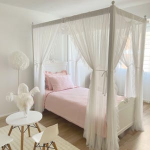 Letto a baldacchino bianco DELUXE con baldacchino, tende complete per letto a baldacchino, baldacchino Montessori, tende personalizzate per letto a baldacchino, tende per letto a baldacchino, letto a baldacchino