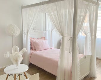 DELUXE with FRILL White Canopy Bed, Poster Bed Full Curtains, Montessori  Canopy, Custom Bed Curtains, Canopy Bed Curtains, Poster Bed