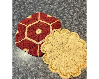 Lot of 2 crochet handmade vintage potholders hot pads pot holders
