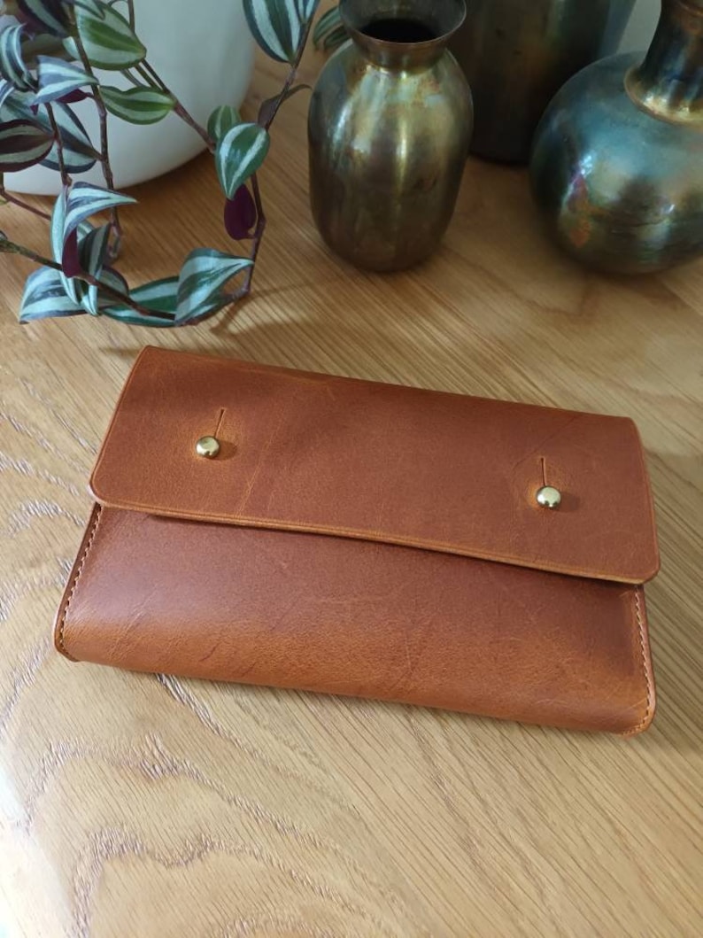 The 7 Day Pill Organizer, Distressed Leather Pill Case, Tablet Holder