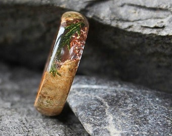 Real Juniper resin ring with Birch bark and Copper metal shavings Womens ring Wood resin ring Nature resin ring Eco Friendly Forest Jewelry