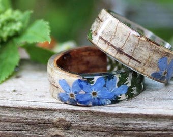 Resin ring with fern and Forget me not flowers Mens wooden ring Birch bark ring Fern wood ring Nature resin ring Forest Jewelry