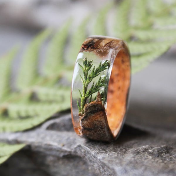 Real Juniper resin ring Birch bark Mens ring Wood resin ring Nature resin ring Boho ring Rustic ring Eco Friendly Green Forest Jewelry