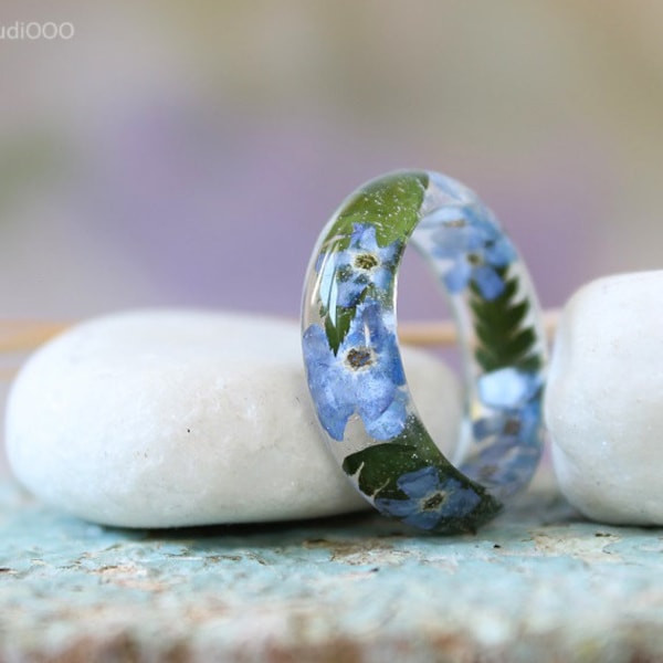 Blue resin ring Forget me not ring Fern resin ring Nature resin ring Real plant jewelry Forest Jewelry Stacking ring Gifts for her
