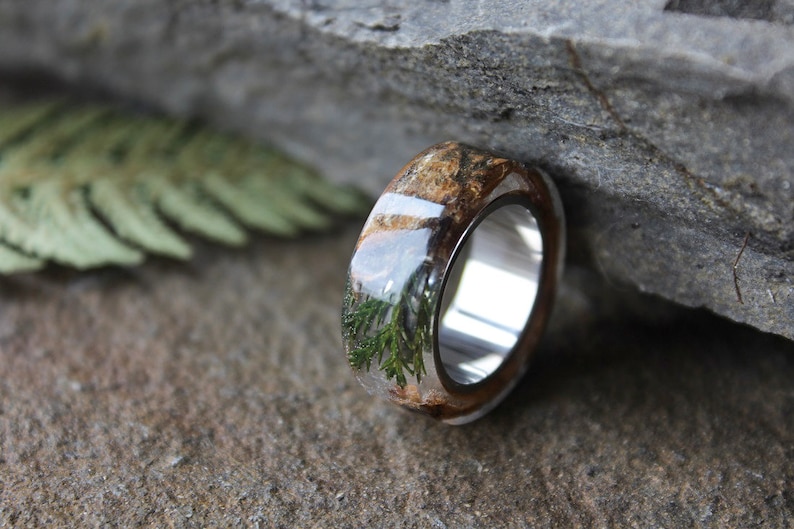 Real Juniper resin ring Birch bark Mens ring Wood resin ring Nature resin ring Boho ring Rustic ring Eco Friendly Green Forest Jewelry image 8