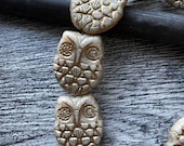 Horned Owl, Opaque Ivory with Gold Wash, 18x15mm, 4 Beads, Czech Glass