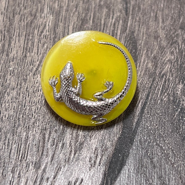 Czech Glass Statement Button, Gelb/Gold Eidechse, Metall Schaft, 23mm
