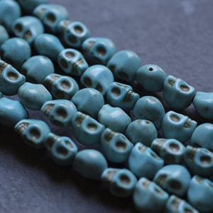 Turquoise Magnesite Skull Bead, 7mm, 1 Strand
