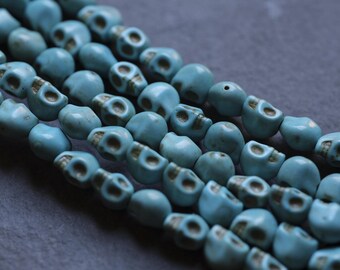 Turquoise Magnesite Skull Bead, 7mm, 1 Strand