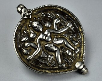 Antique Indian silver pendant Tabiz - Kali