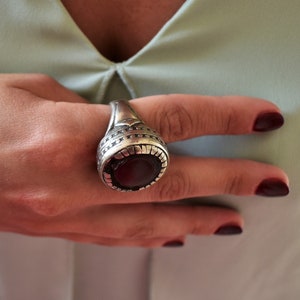 Antique heavy solid silver ring - Saharian ring