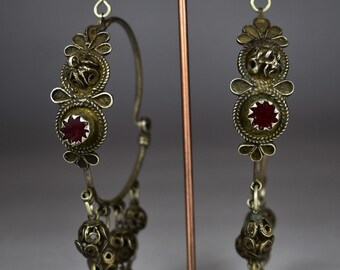 Beautiful antique hoop silver earrings - Ait Ouaouzguit