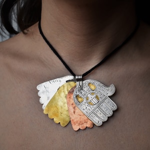 5 Khamsa pendant -  engraved silver Khamsa