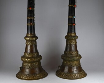 Old pair of monastic Oboe from Nepal - Rgya-Gling