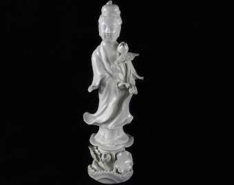 Blanc de Chine ceramic Guanyin Bodhisattva sculpture