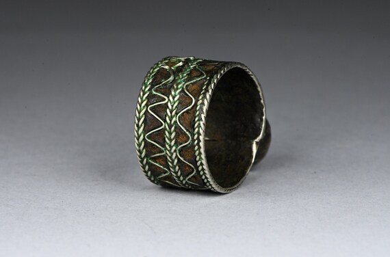 Antique large berber silver ring - image 6