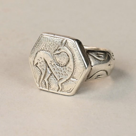 Antique Turkmen Solid Silver Ring with Engraved A… - image 1