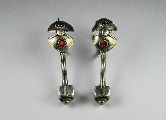 Antique Gujarati solid silver earrings - image 4