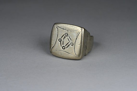 Antique solid silver Tuareg ring - image 2